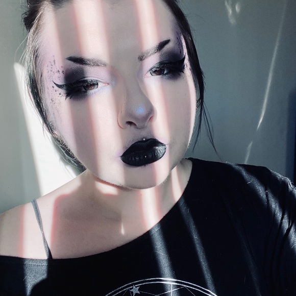 Meet your Posher, Natalia - Picture 1 of 1